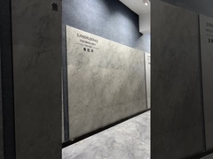 Peti kaca yang dipoles