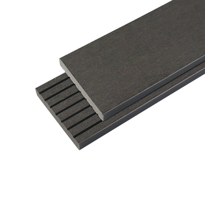 Dinding Panel Pagar Kayu Plastik Komposit Eksterior Untuk Teknik Bangunan WPC Inside Board 71x21mm Grey Plank