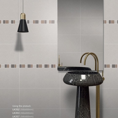 SGS Inner Wall Tiles Dan 300x600mm Gray Full Body Porcelain Tiles Untuk Dekorasi Balkon