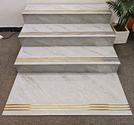 Marmer 470x1200mm Golden Bullnose Set Lengkap Polished Kaca Keramik Tangga Untuk Hotel