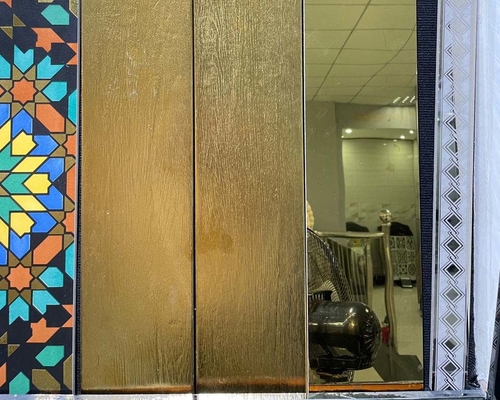 Ubin Lantai Tekstur Kayu Warna Emas 150x900mm Untuk Hotel